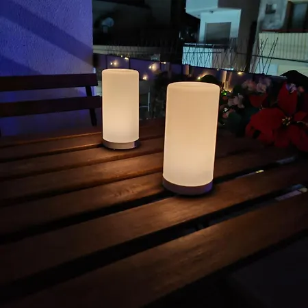 Apartment Work & Chill - Stylish Studio, Ergonomic Office Setup